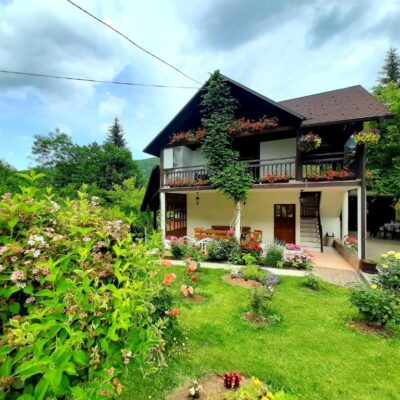 Accommodation in the Janjske otoke countryside (Milorad Piljić)